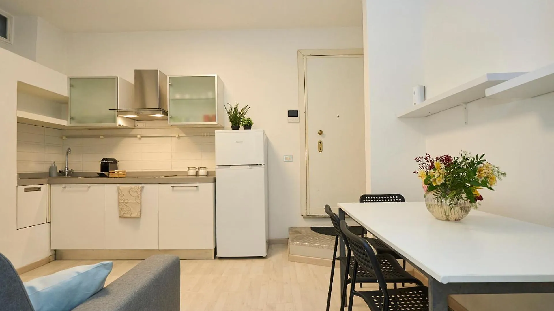 Garden Loft - 20 Minutes Walk From City Life-Duomo 밀라노 아파트