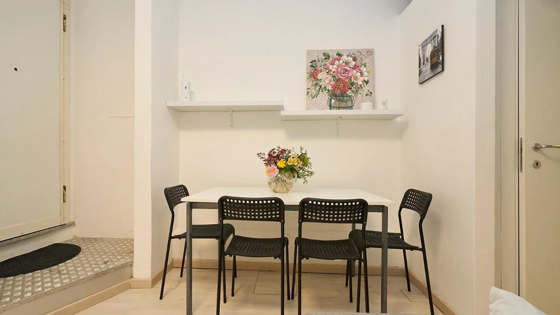 Garden Loft - 20 Minutes Walk From City Life-Duomo 밀라노 아파트